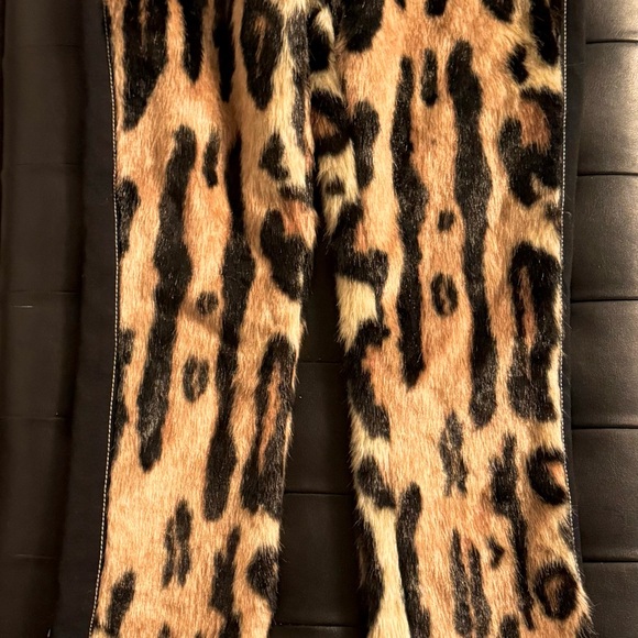 AREA !!LEOPARD PANTS!! Extremely Hard to Find NWOT - Picture 10 of 13